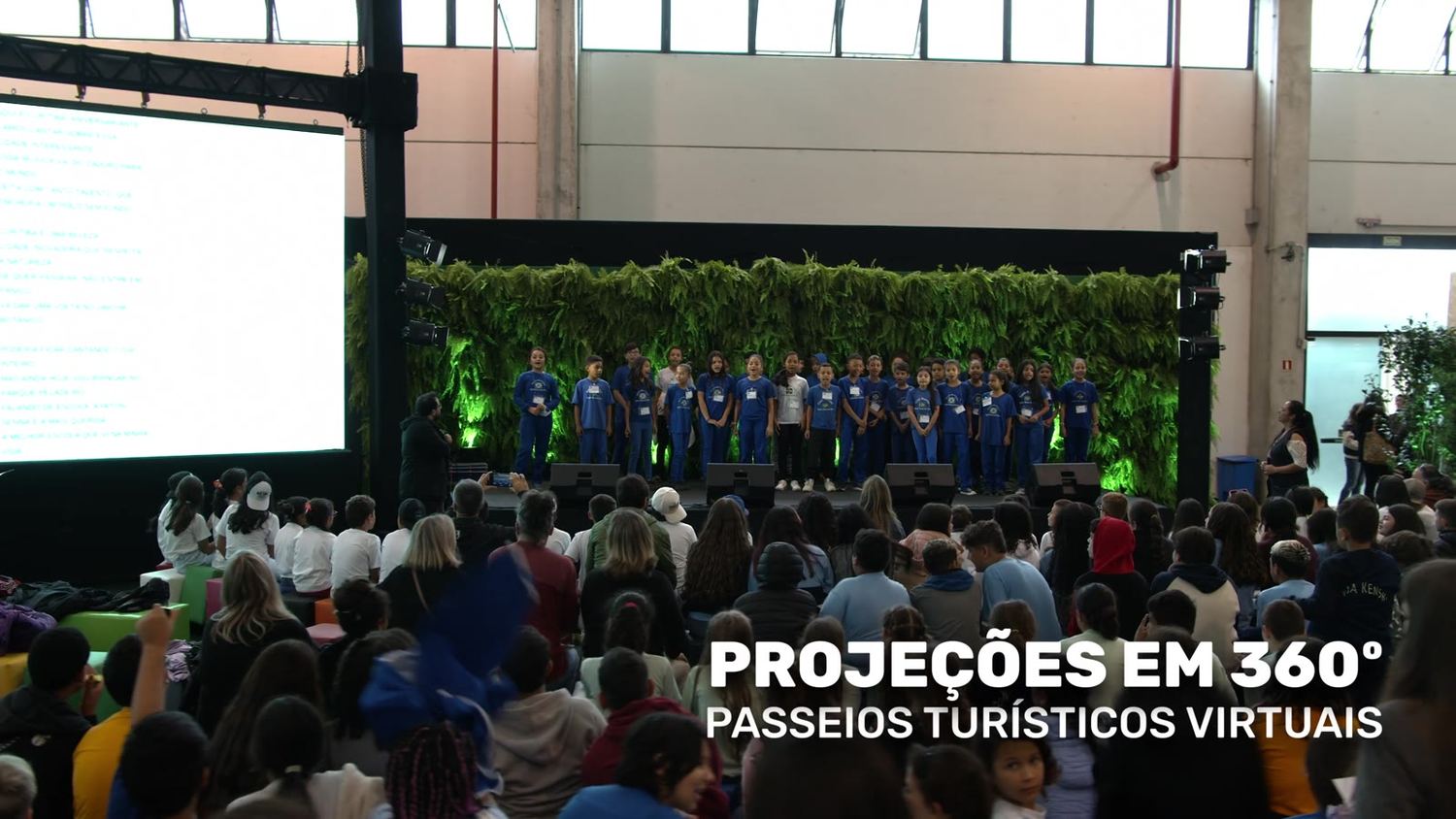 A plateia na abertura